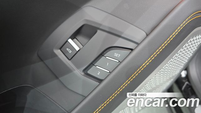 Lamborghini Urus 2022 — photo 30