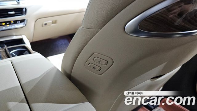 Kia K9 2019 — photo 39