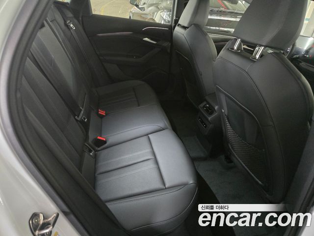 Audi A6 e-Tron 2025 — photo 14