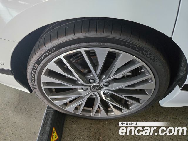 Audi A6 e-Tron 2025 — photo 16