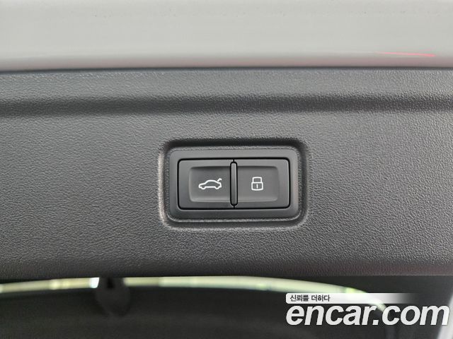 Audi A6 e-Tron 2025 — photo 18