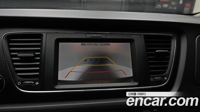 Kia Canival 2019 — photo 21