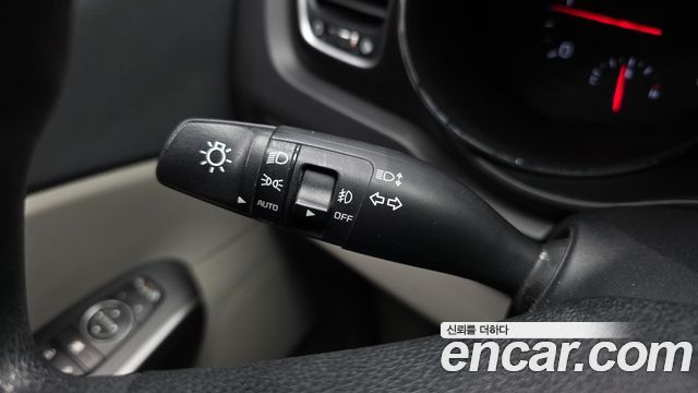 Kia Canival 2019 — photo 24