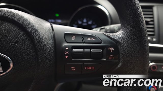 Kia Canival 2019 — photo 25