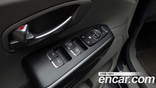 Kia Canival 2019 — photo 26