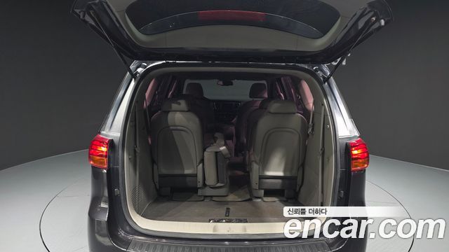 Kia Canival 2019 — photo 30