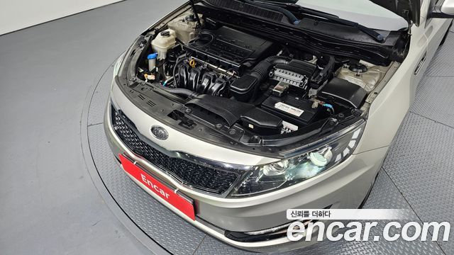 Kia K5 2012 — photo 6