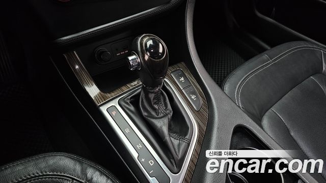 Kia K5 2012 — photo 9