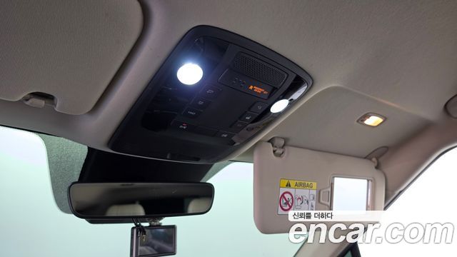 Kia Canival 2021 — photo 27