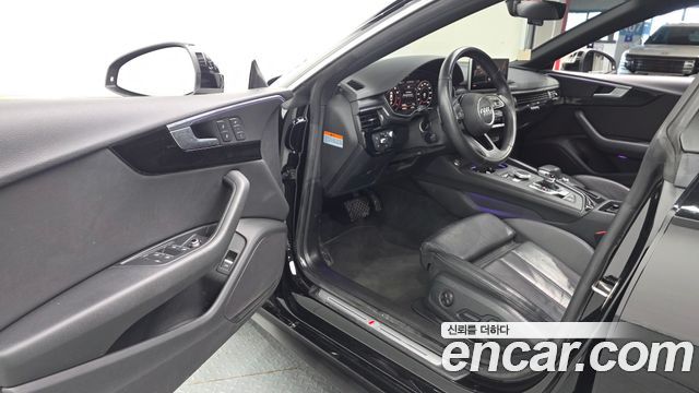 Audi A5 2019 — photo 13