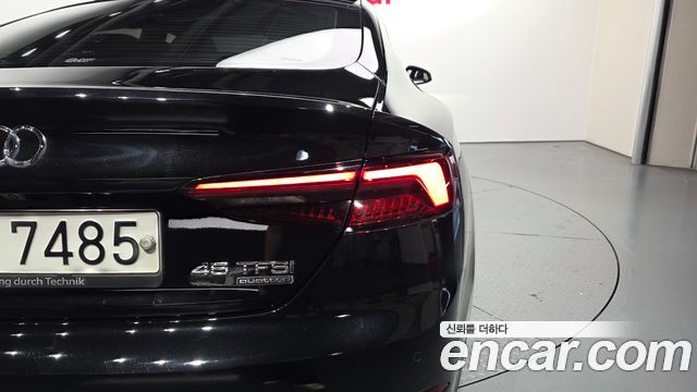 Audi A5 2019 — photo 9