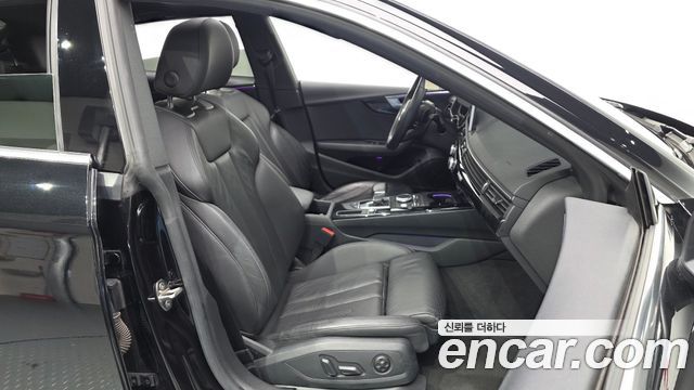 Audi A5 2019 — photo 16