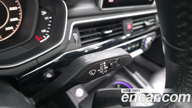 Audi A5 2019 — photo 28
