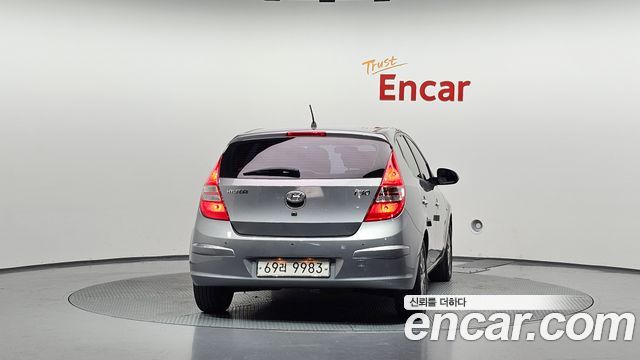 Hyundai i30 2011 — photo 4