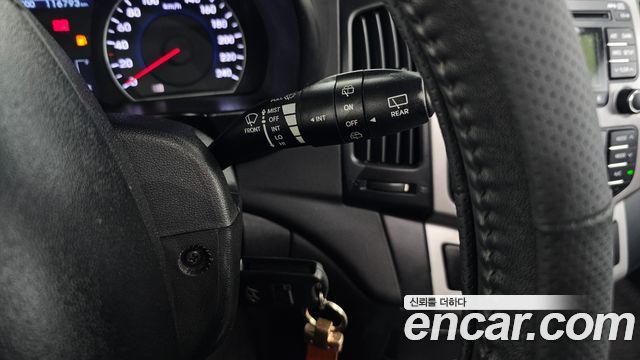 Hyundai i30 2011 — photo 30