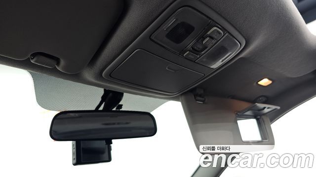 Hyundai i30 2011 — photo 31