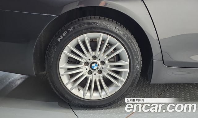 BMW 5-Series 2015 — photo 5