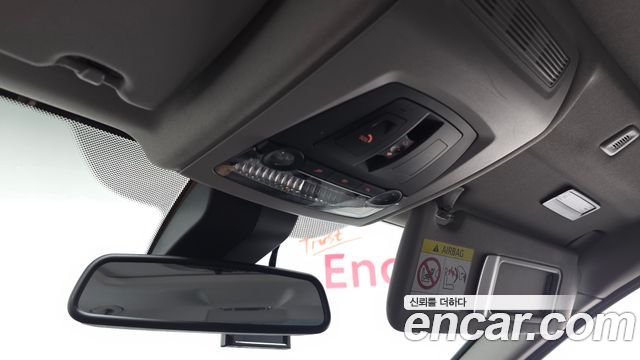 BMW 5-Series 2015 — photo 25