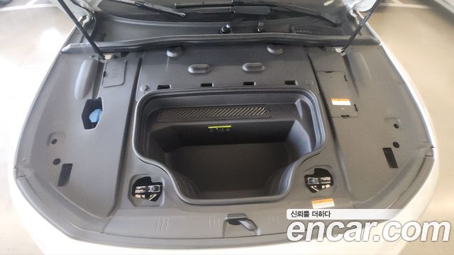 Audi A6 e-Tron 2025 — photo 13