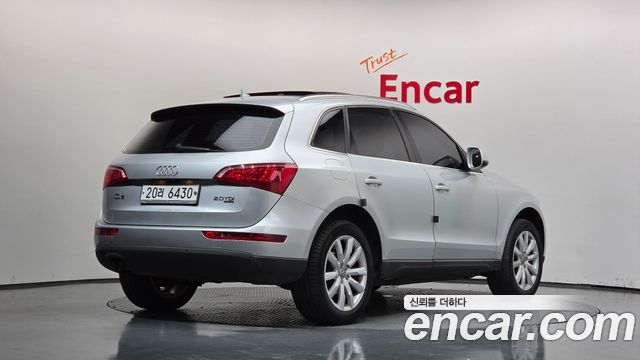 Audi Q5 2011 — photo 2