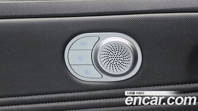 Hyundai AVANTE 2021 — photo 19