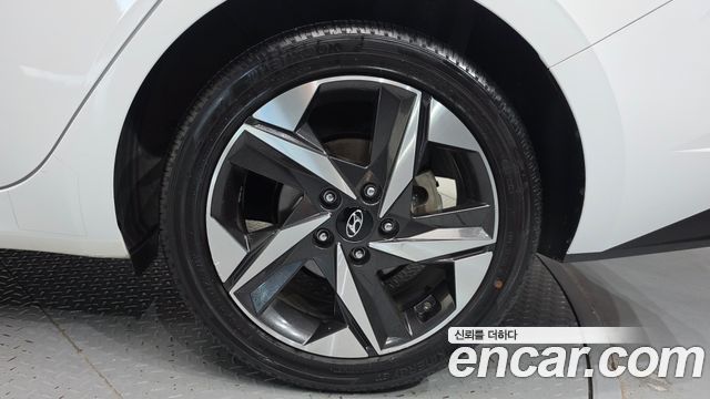Hyundai AVANTE 2021 — photo 7