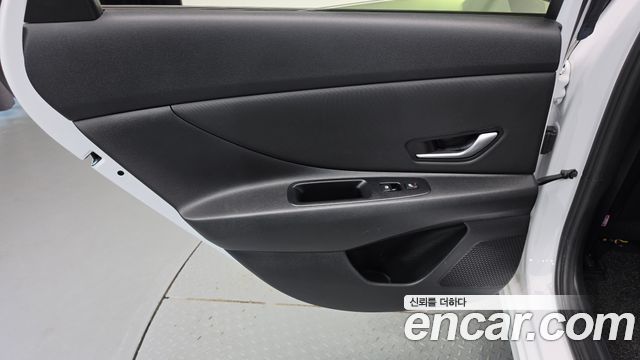 Hyundai AVANTE 2021 — photo 15