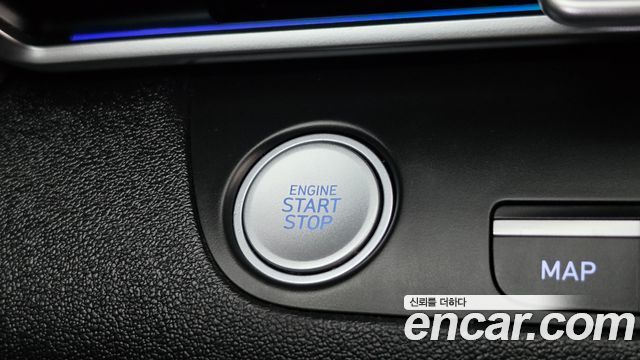 Hyundai AVANTE 2021 — photo 30