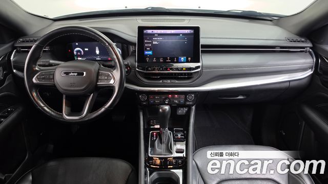 Jeep Compass 2022 — photo 10
