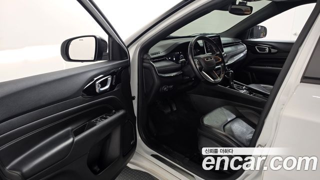 Jeep Compass 2022 — photo 13