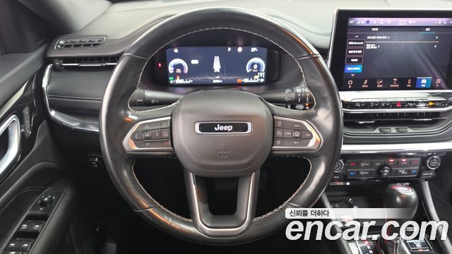 Jeep Compass 2022 — photo 20