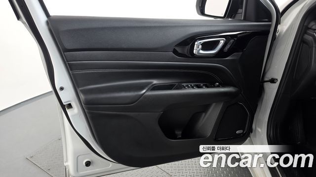 Jeep Compass 2022 — photo 14