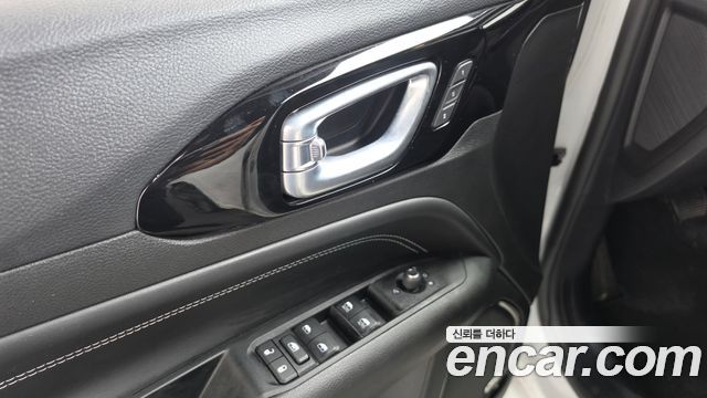 Jeep Compass 2022 — photo 33