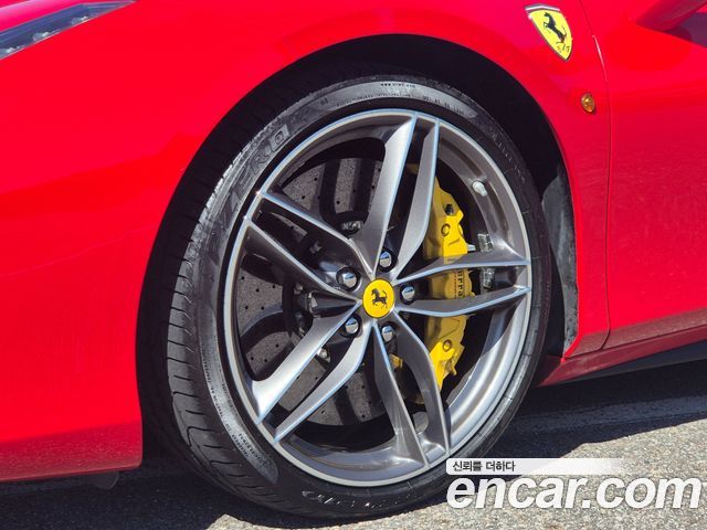 Ferrari 488 2019 — photo 5