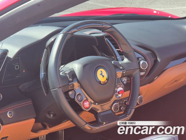 Ferrari 488 2019 — photo 11