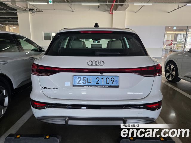 Audi Q6 e-tron 2026 — photo 4