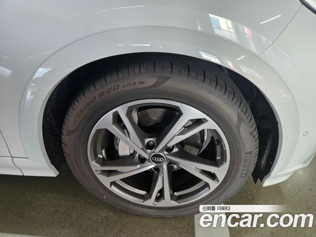 Audi Q6 e-tron 2026 — photo 5