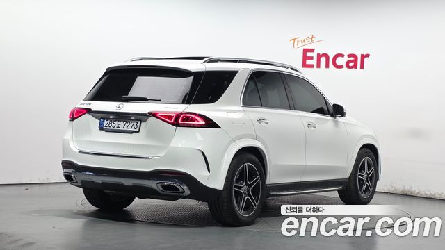 Mercedes-Benz GLE-Class 2021 — photo 2