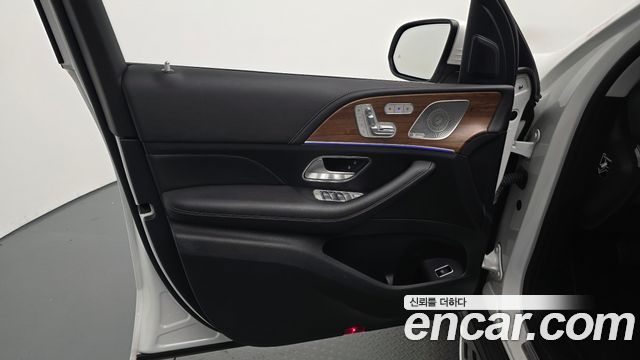 Mercedes-Benz GLE-Class 2021 — photo 14