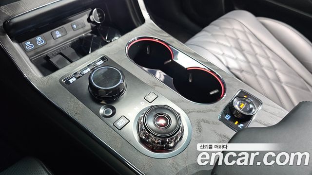 Genesis GV80 2025 — photo 12