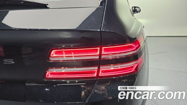Genesis GV80 2025 — photo 9