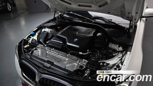 BMW 3-Series 2024 — photo 6
