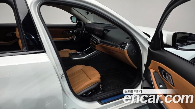 BMW 3-Series 2024 — photo 17