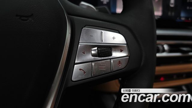 BMW 3-Series 2024 — photo 31