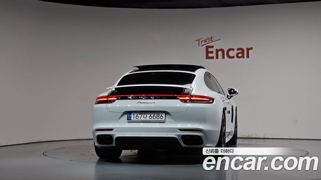 Porsche Panamera 2020 — photo 4