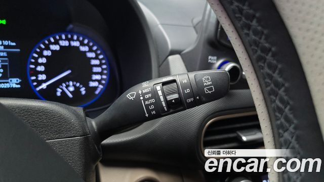 Hyundai Kona 2018 — photo 22