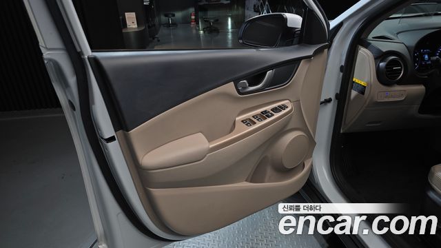Hyundai Kona 2018 — photo 14