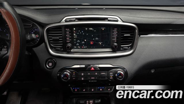 Kia Sorento 2015 — photo 14