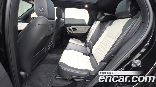 Land Rover Discovery Sport 2025 — photo 18