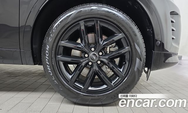 Land Rover Discovery Sport 2025 — photo 7